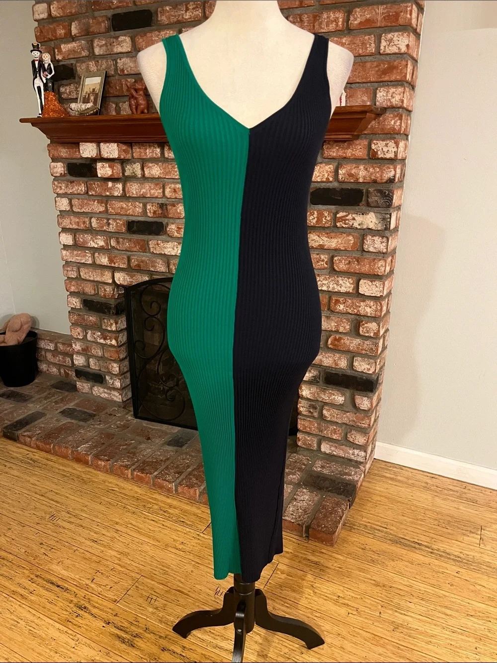 STAUD $195 Dana colorblock ribbed body-con midi dress-Deep and Clover